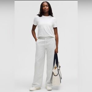 Lululemon women’s scuba wide leg mid rise sweatpants heathered core gray small